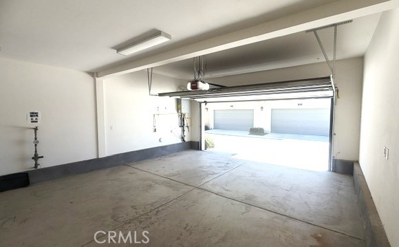 https://media.crmls.org/medias/63af4133-74d5-4112-95d8-997e24f9a96d.jpg?preset=X-Large