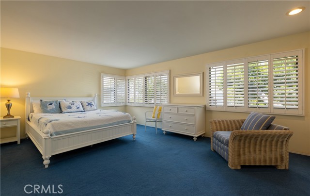 Detail Gallery Image 14 of 27 For 1303 E Balboa Bld, Newport Beach,  CA 92661 - 3 Beds | 2/1 Baths