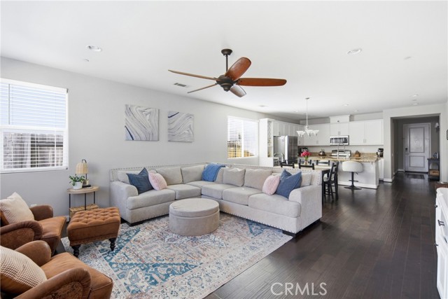 Detail Gallery Image 7 of 40 For 815 W Elaine, Santa Maria,  CA 93458 - 4 Beds | 3 Baths