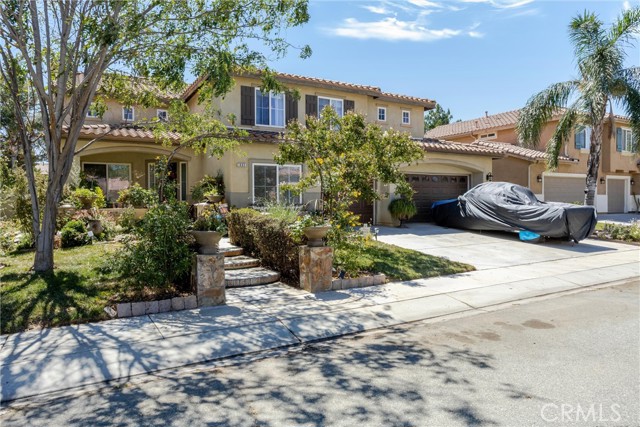 1665 Jade Moon Ln, Beaumont, CA 92223 photo 2
