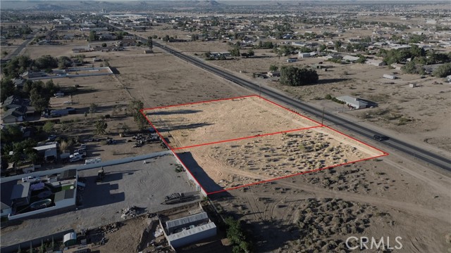 0 Hesperia Rd, Hesperia CA: https://media.crmls.org/medias/63b2a2f9-f5be-4ecf-9def-0c25a8163be7.jpg