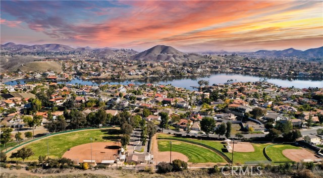 Detail Gallery Image 58 of 65 For 30520 Cinnamon Teal, Canyon Lake,  CA 92587 - 3 Beds | 3 Baths