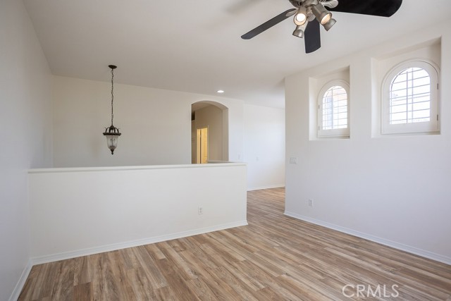 23857 Rio Rancho Way, Valencia CA: https://media.crmls.org/medias/63b4af67-045c-4db1-b2af-094847eeacc1.jpg