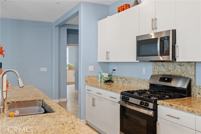 25840 Lowland Court, Homeland CA: https://media.crmls.org/medias/63b4dcff-05df-4f33-a75d-0f3b9beadfb2.jpg
