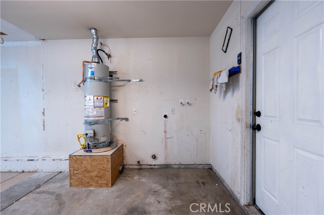 Detail Gallery Image 35 of 45 For 12830 Lakota Rd, Apple Valley,  CA 92308 - 4 Beds | 2 Baths