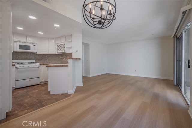 Detail Gallery Image 6 of 30 For 2572 Avenida Del Vista #M102, Corona,  CA 92882 - 1 Beds | 1 Baths