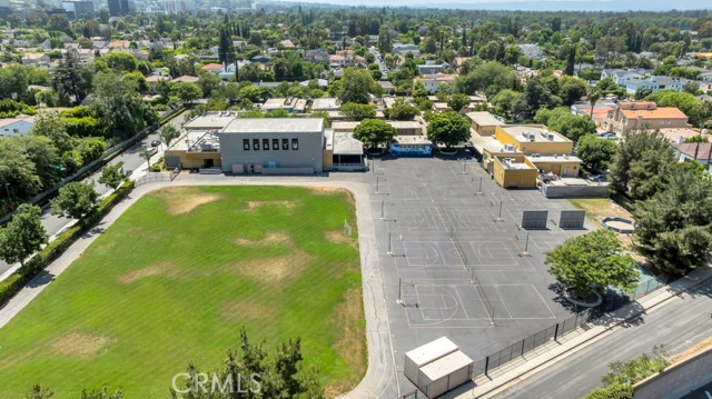 Image 66 of 69 For 15460 La Maida Street