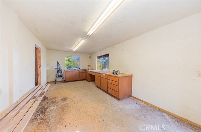 Detail Gallery Image 8 of 39 For 39423 Summit, Oakhurst,  CA 93644 - 3 Beds | 2 Baths