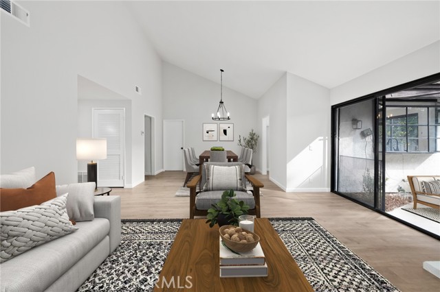 63b665fc Cbaf 498c 81f6 15d63d79023e