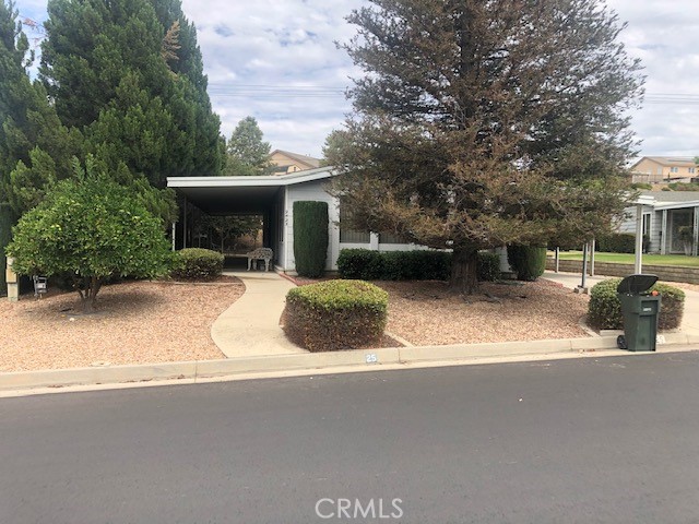 9425 Sharondale Road Calimesa, California Home is located in 55+ Community in Sharondale. This home has a large Livingroom and family room with built in desk. Has been well taken care of. A
large, covered patio perfect for family gatherings.