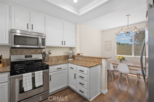 Detail Gallery Image 17 of 46 For 8 Quebec, Aliso Viejo,  CA 92656 - 3 Beds | 2/1 Baths