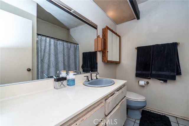 Detail Gallery Image 17 of 37 For 1828 Rainbow Terrace Ln, Montebello,  CA 90640 - 3 Beds | 1/1 Baths