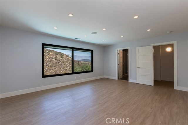 Detail Gallery Image 34 of 62 For 2111 Rimcrest Dr, Glendale,  CA 91207 - 4 Beds | 5 Baths