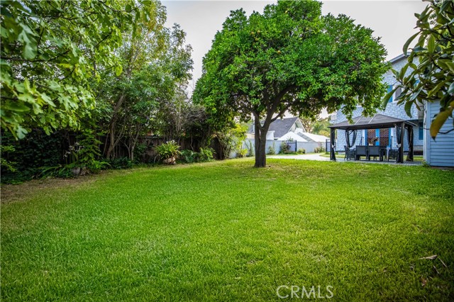 790 N El Molino Avenue, Pasadena CA: https://media.crmls.org/medias/63b899fe-4915-4161-b52d-f42e9b95d6fc.jpg