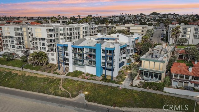 Detail Gallery Image 33 of 42 For 575 Esplanade #205,  Redondo Beach,  CA 90277 - 2 Beds | 2 Baths