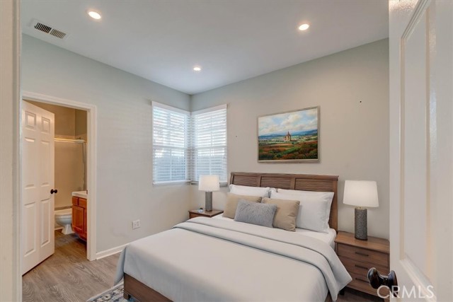 Detail Gallery Image 9 of 37 For 29906 Greens Ct, Menifee,  CA 92584 - 2 Beds | 2 Baths