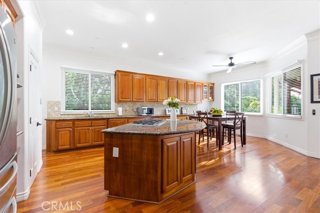 Detail Gallery Image 20 of 58 For 12831 Fairhaven Extention, Santa Ana,  CA 92705 - 4 Beds | 3/1 Baths