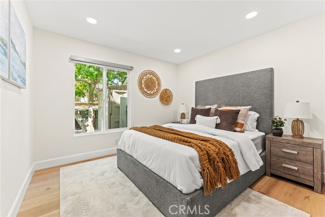 21492 Countryside Drive, Lake Forest CA: https://media.crmls.org/medias/63bbab7a-6b30-4de1-b773-e68f9d693a91.jpg