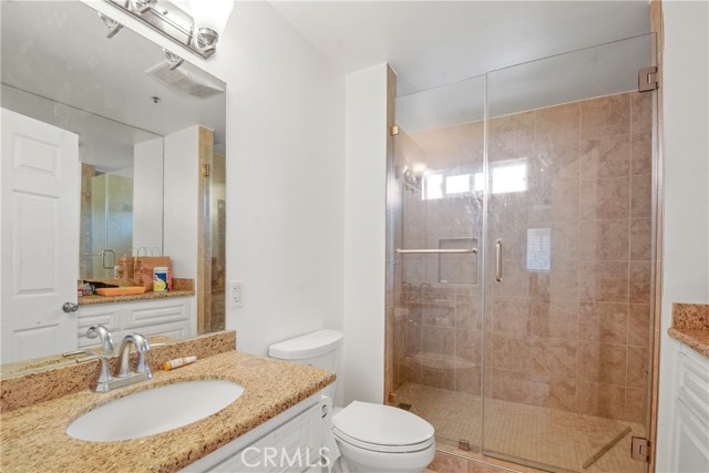 Detail Gallery Image 26 of 33 For 9261 Cedar, Bellflower,  CA 90706 - 5 Beds | 3 Baths