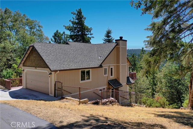 Detail Gallery Image 13 of 18 For 26520 Walnut Hills Dr, Lake Arrowhead,  CA 92391 - 3 Beds | 2/1 Baths