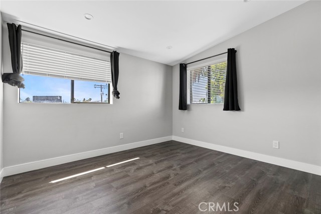 Detail Gallery Image 28 of 37 For 14438 Tiara St, Sherman Oaks,  CA 91401 - 3 Beds | 2/1 Baths