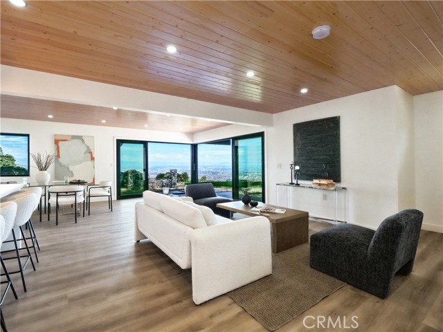 Detail Gallery Image 7 of 41 For 2741 Vista Mesa Dr, Rancho Palos Verdes,  CA 90275 - 2 Beds | 2 Baths