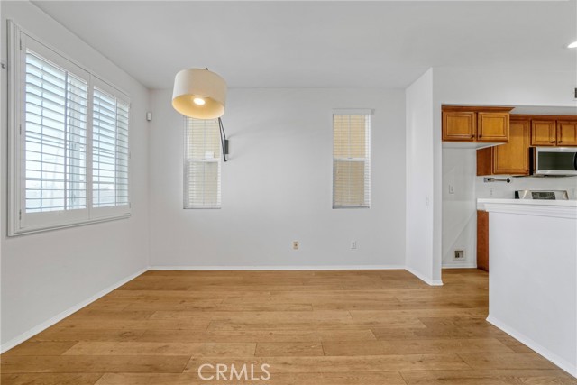 Detail Gallery Image 6 of 35 For 1309 Songbird Way, Torrance,  CA 90501 - 4 Beds | 3/1 Baths