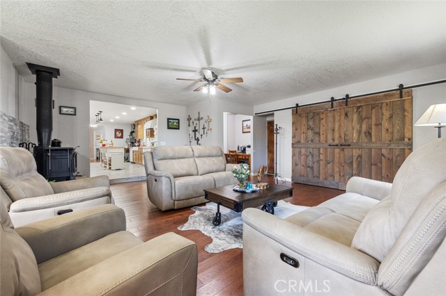 4742 Crow Road, Oakdale CA: https://media.crmls.org/medias/63bec69d-e53f-429d-bda3-f19a6bfd384d.jpg