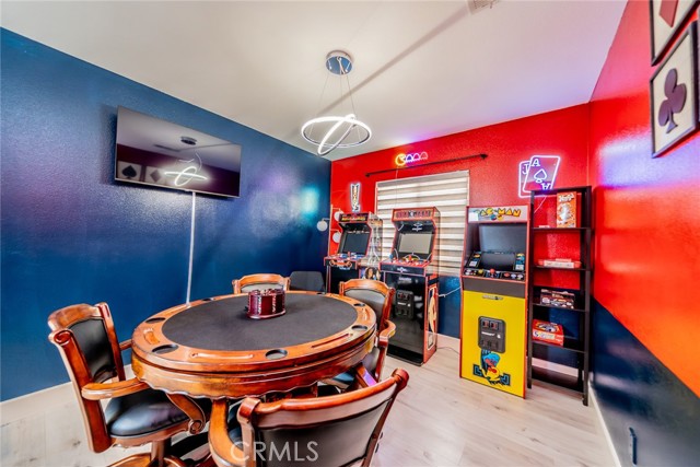 Detail Gallery Image 28 of 46 For 43118 Fiore, Indio,  CA 92203 - 5 Beds | 2/1 Baths