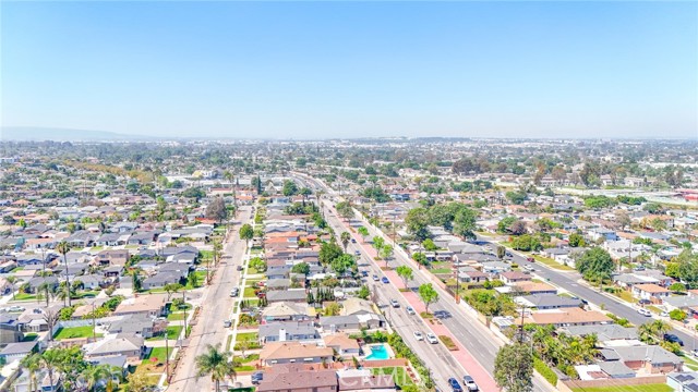 Detail Gallery Image 45 of 49 For 1709 E Luray, Long Beach,  CA 90807 - 5 Beds | 5 Baths