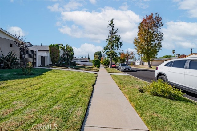 Detail Gallery Image 4 of 18 For 16664 Kinzie Street, Northridge,  CA 91343 - 1 Beds | 1 Baths