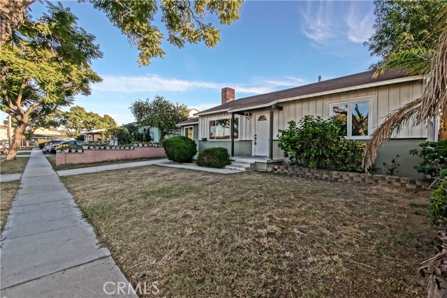 Detail Gallery Image 2 of 21 For 458 E 229th Pl, Carson,  CA 90745 - 3 Beds | 2 Baths