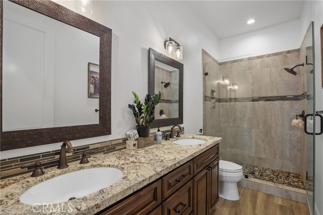 Detail Gallery Image 26 of 66 For 39977 Calle Bellagio, Temecula,  CA 92592 - 5 Beds | 4 Baths