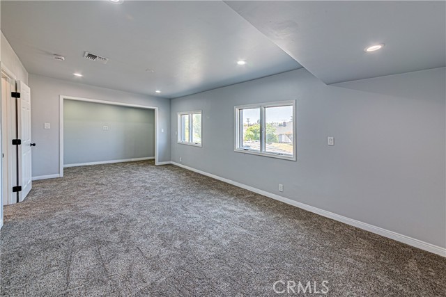 5334 S Victoria Avenue, Los Angeles CA: https://media.crmls.org/medias/63c103a8-195b-4983-b608-d7cafc5cf7f6.jpg