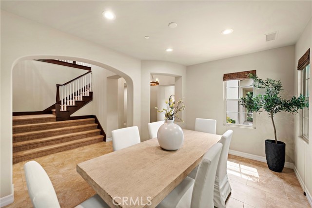 21 Corte Lomas Verdes, San Clemente CA: https://media.crmls.org/medias/63c2d6b9-b8a6-4a7d-b748-fe6bb44a5040.jpg
