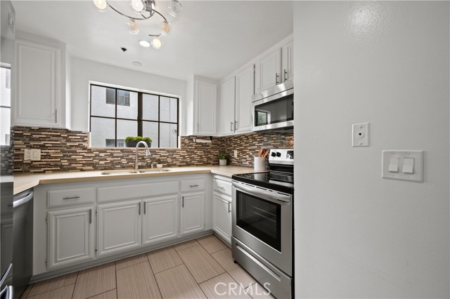 Detail Gallery Image 14 of 34 For 730 W 4th St #307,  Long Beach,  CA 90802 - 1 Beds | 1/1 Baths
