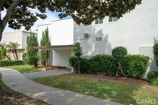 Detail Gallery Image 3 of 15 For 705 E Santa Fe Ave, Fullerton,  CA 92831 - – Beds | – Baths