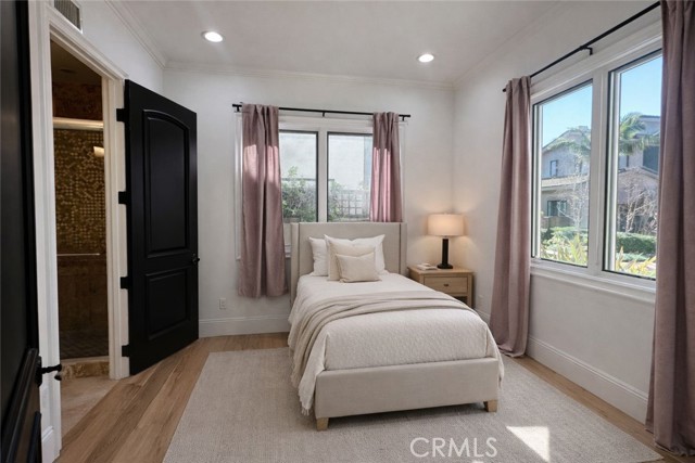 Detail Gallery Image 27 of 35 For 258 Santa Isabel Ave, Costa Mesa,  CA 92627 - 5 Beds | 5/1 Baths