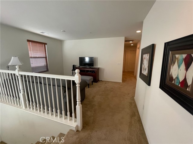 Detail Gallery Image 8 of 14 For 7121 Logsdon Dr, Corona,  CA 92880 - 4 Beds | 2/1 Baths