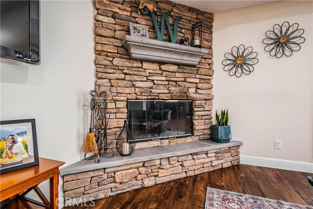 Detail Gallery Image 15 of 53 For 30614 Emperor Dr, Canyon Lake,  CA 92587 - 6 Beds | 4 Baths