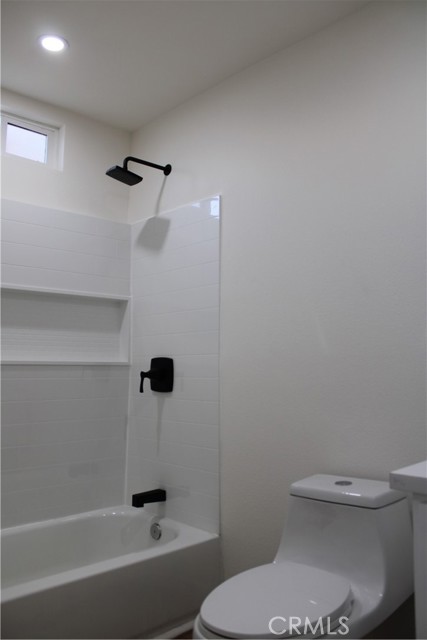 Detail Gallery Image 40 of 69 For 1522 E 123rd, Los Angeles,  CA 90059 - 6 Beds | 5 Baths