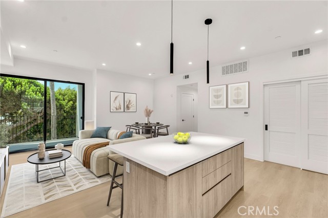 848 N. Hayworth, West Hollywood CA: https://media.crmls.org/medias/63c52256-2b61-424c-8c91-c776fba7196a.jpg