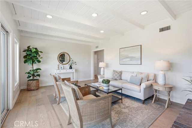 Detail Gallery Image 4 of 47 For 27078 Sunnyridge, Palos Verdes Peninsula,  CA 90274 - 3 Beds | 2/1 Baths