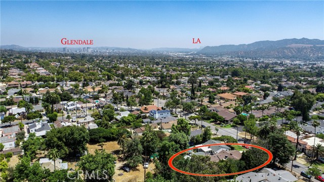 620 S Bel Aire Drive, Burbank CA: https://media.crmls.org/medias/63c61766-9869-44b1-a981-7fc4af569242.jpg