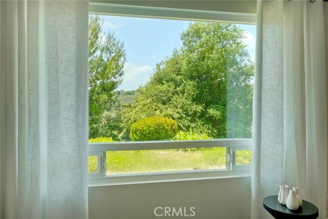 4273 Spoon Bill Way, Oceanside CA: https://media.crmls.org/medias/63c6252d-e615-4bec-8405-10e03d4b3b18.jpg
