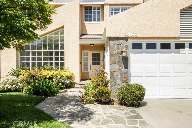 9455 Brandon Court, Northridge CA: https://media.crmls.org/medias/63c6d462-32bb-4302-9d5b-4b081e7e119e.jpg