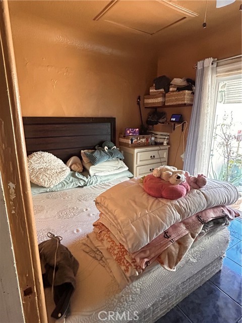 Detail Gallery Image 12 of 40 For 6147 Gundry, Long Beach,  CA 90805 - 4 Beds | 4 Baths