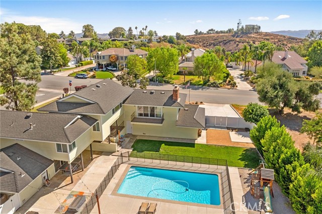 30746 E Sunset S Drive, Redlands CA: https://media.crmls.org/medias/63c6e735-5339-485f-a00c-7e9235718af2.jpg