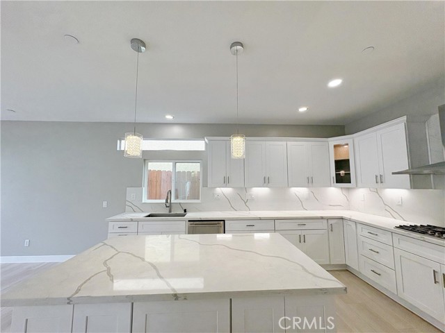 Detail Gallery Image 15 of 38 For 16370 Oldenburg Dr, Chino Hills,  CA 91709 - 5 Beds | 3 Baths