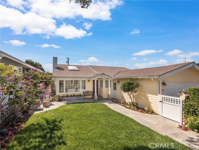 3509 Poinsettia Avenue, Manhattan Beach, California 90266, 4 Bedrooms Bedrooms, ,2 BathroomsBathrooms,Residential,Sold,Poinsettia,SB21155019